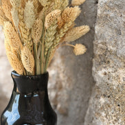 Petit Vase in Black with Dry Flowers