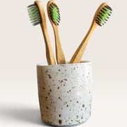 Toothbrush Holder in Speckled White
