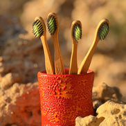 Toothbrush Holder in Speckled Coral Red-Yellow