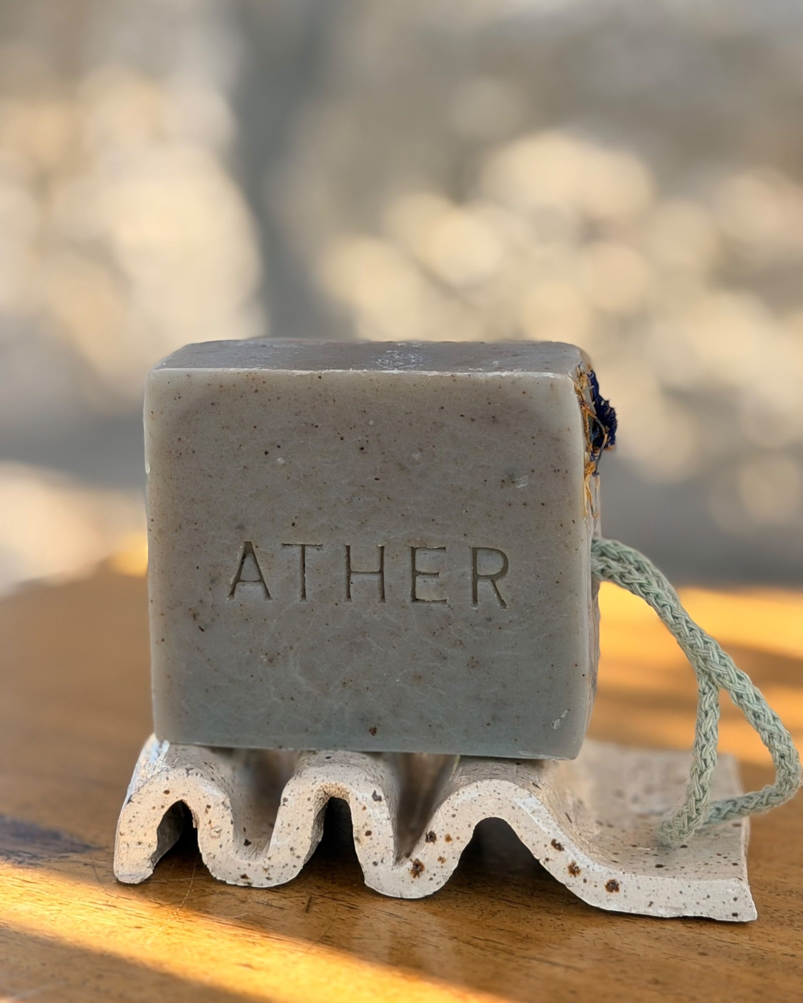 Soap Holder in Speckled White