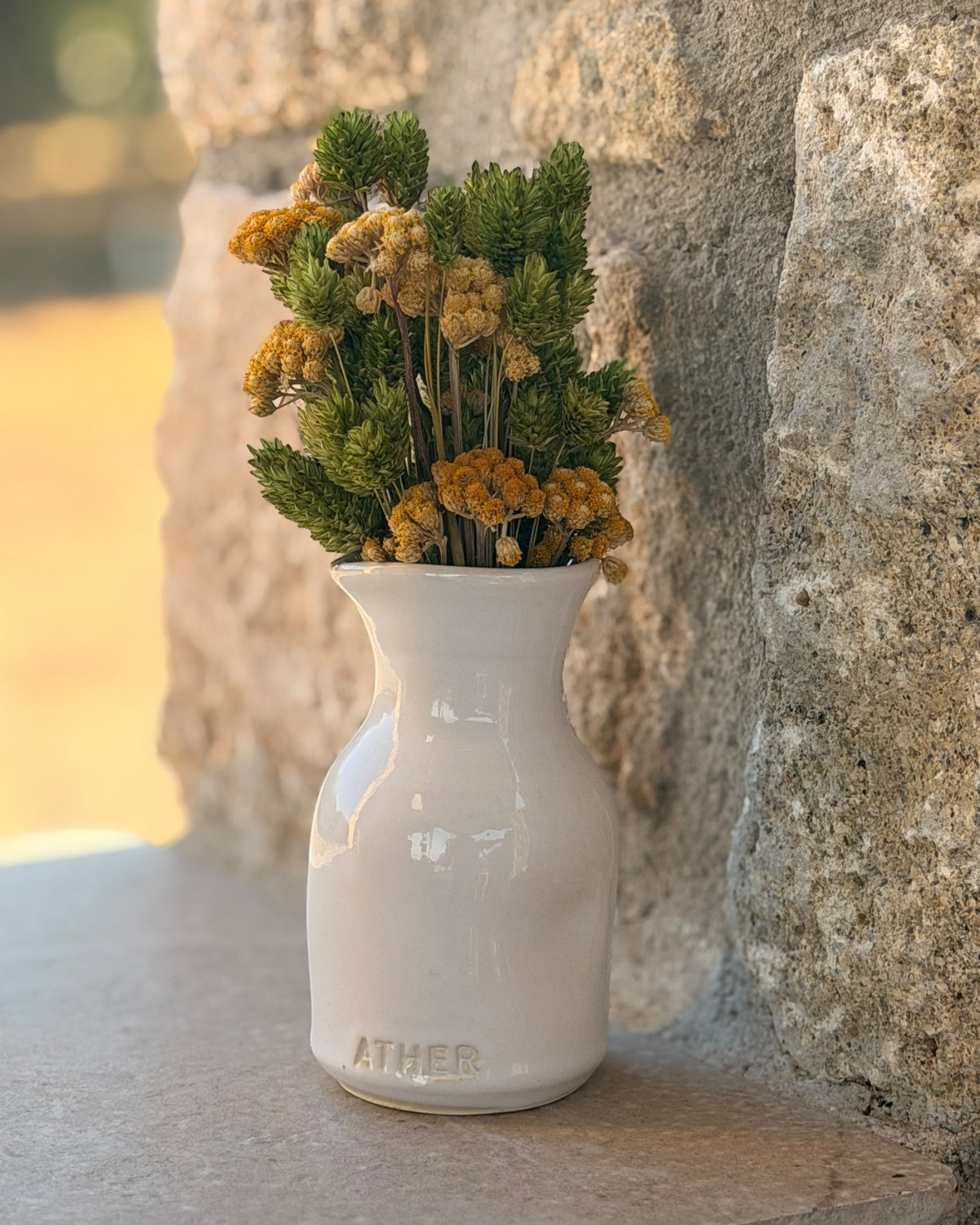 Petit Vase in White with Dry Flowers
