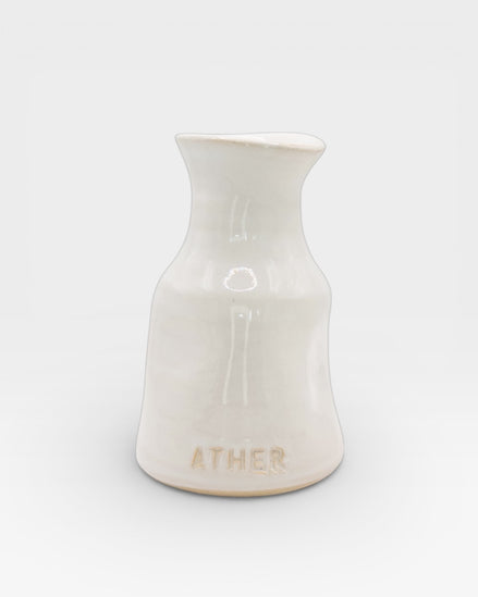 Petit Vase in Off-White with Dry Flowers